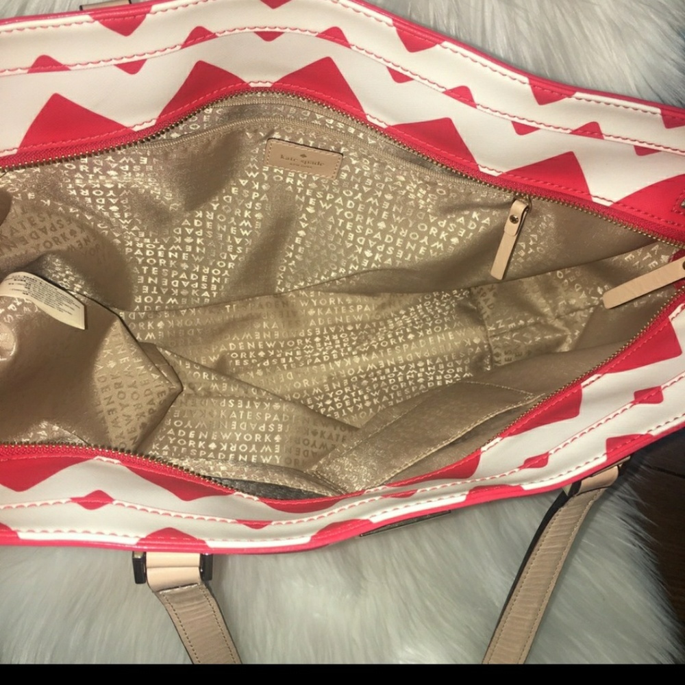 Kate Spade tote - Picture 6 of 6